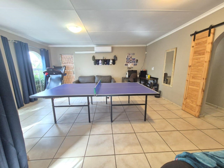 4 Bedroom Property for Sale in Fichardt Park Free State